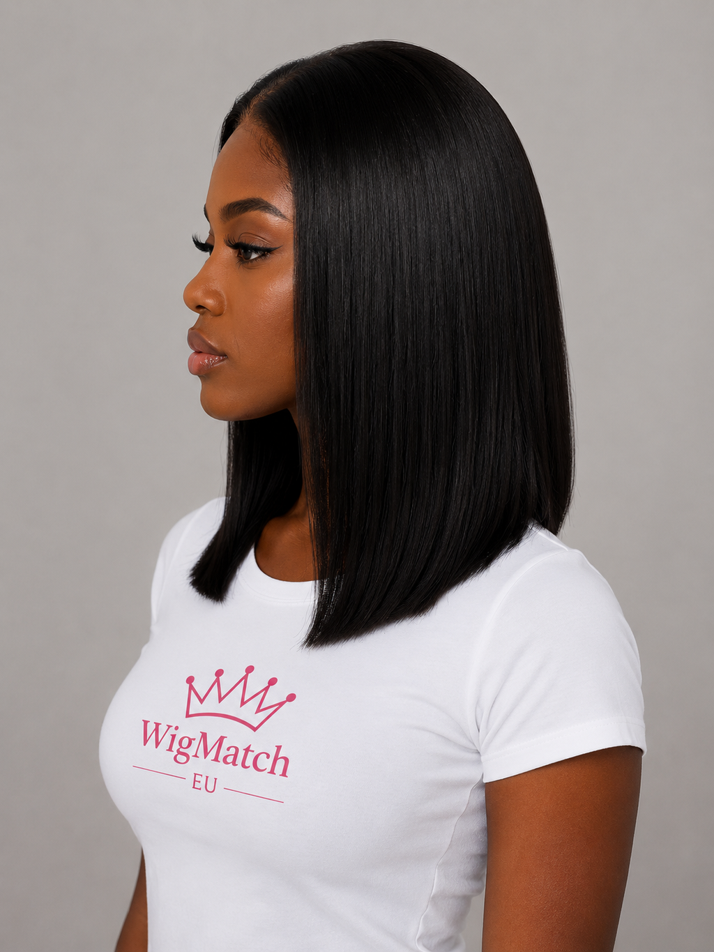 Woman featuring the Natural Black 360 Lace Straight Bob Human Hair Wig with a natural hairline | WigMatch EU